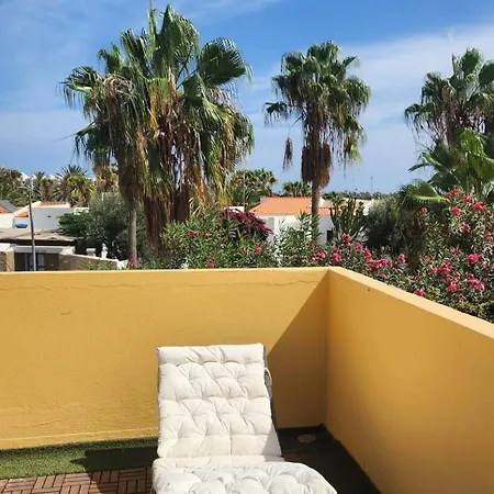 Aurora Mari Your Dream Steps From The Ocean Shore * カレタ・デ・フステ