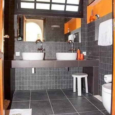 Villa Aurora Mari Your Dream Steps From The Ocean Shore