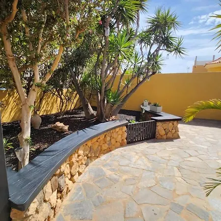 Aurora Mari Your Dream Steps From The Ocean Shore