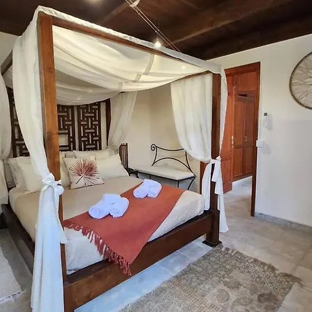 Villa Aurora Mari Your Dream Steps From The Ocean Shore